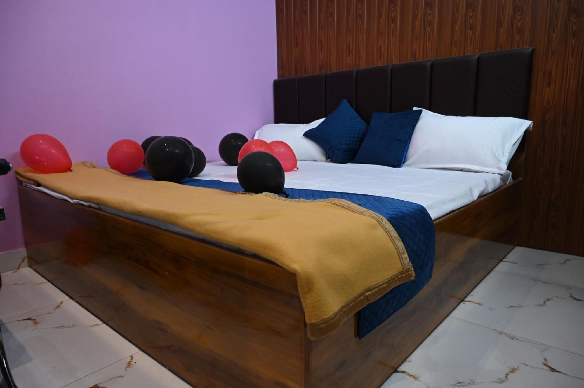 Hotel Ayodhya Paying Guest Bagian luar foto