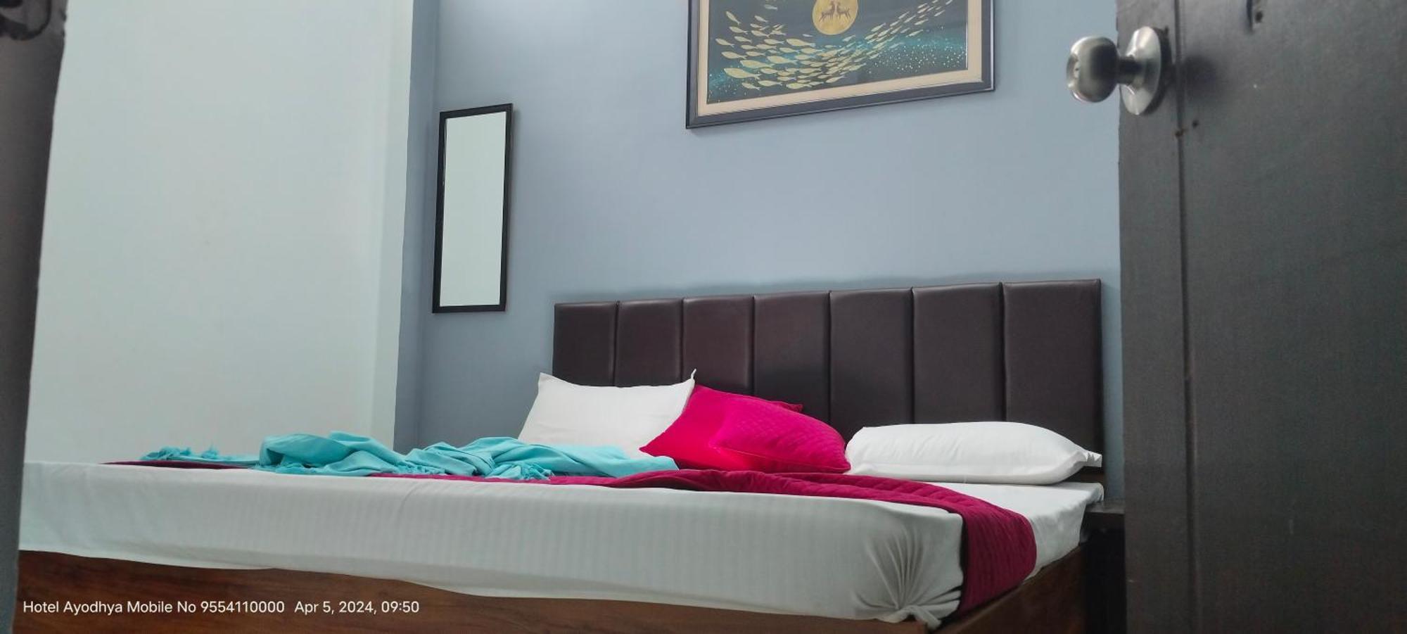 Hotel Ayodhya Paying Guest Bagian luar foto