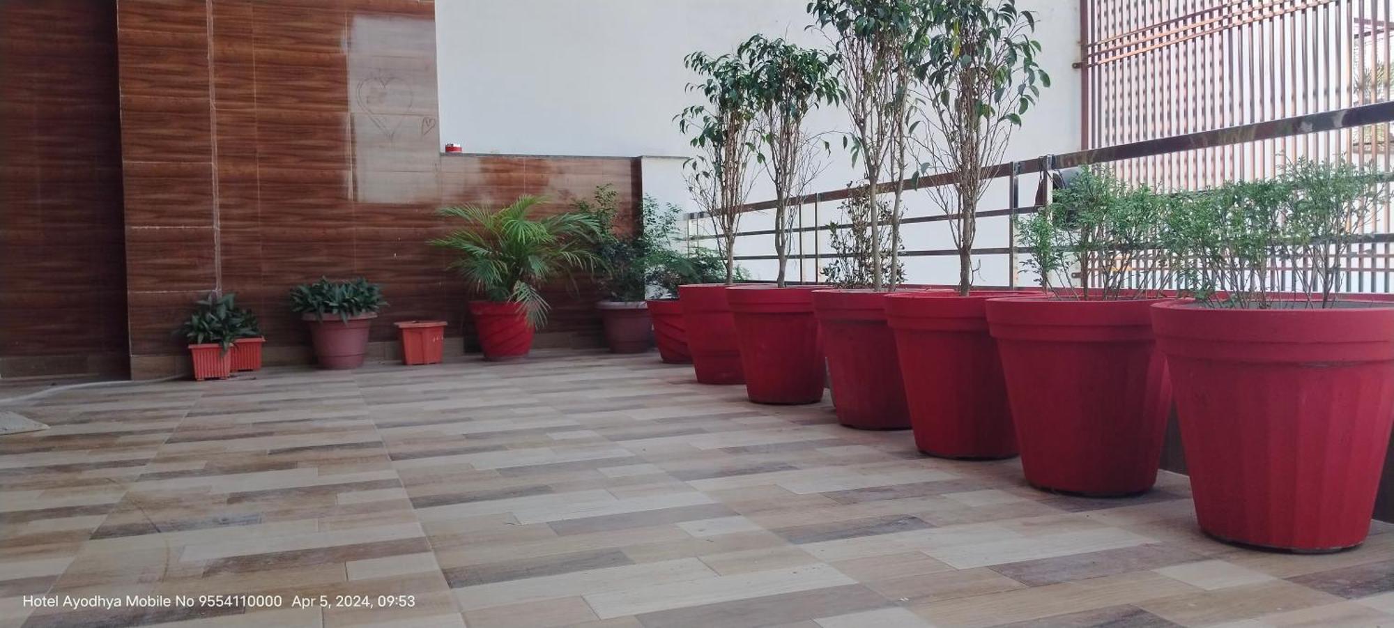 Hotel Ayodhya Paying Guest Bagian luar foto