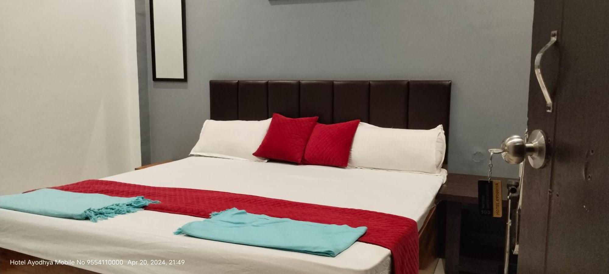 Hotel Ayodhya Paying Guest Bagian luar foto